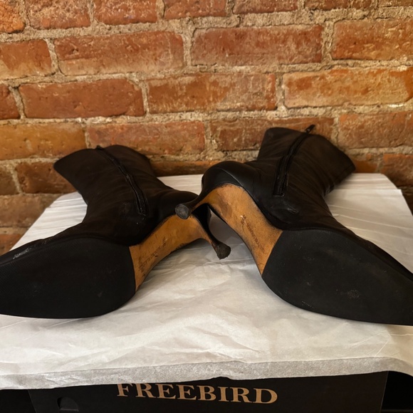 Manolo Blahnik Boots Below Knee Black Leather Pointed Toe Stiletto - Picture 7 of 8